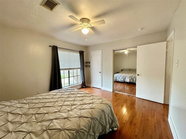 Building Photo - 4120 Hartt St