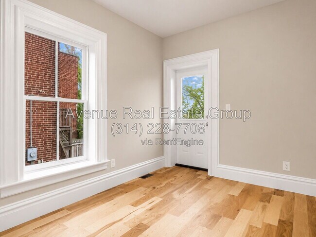 Building Photo - 2329 Hickory St