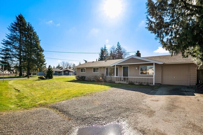 Building Photo - Adorable 3 bedroom Lynnwood rambler
