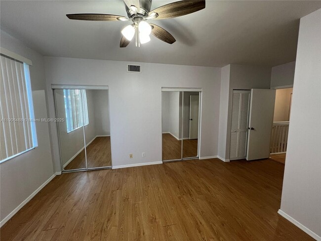 Building Photo - 16658 Hemingway Dr