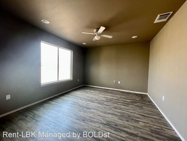 Building Photo - 3 br, 2 bath House - 1518 E 28th Street