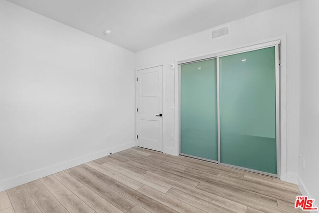 Building Photo - 3632 Keystone Av