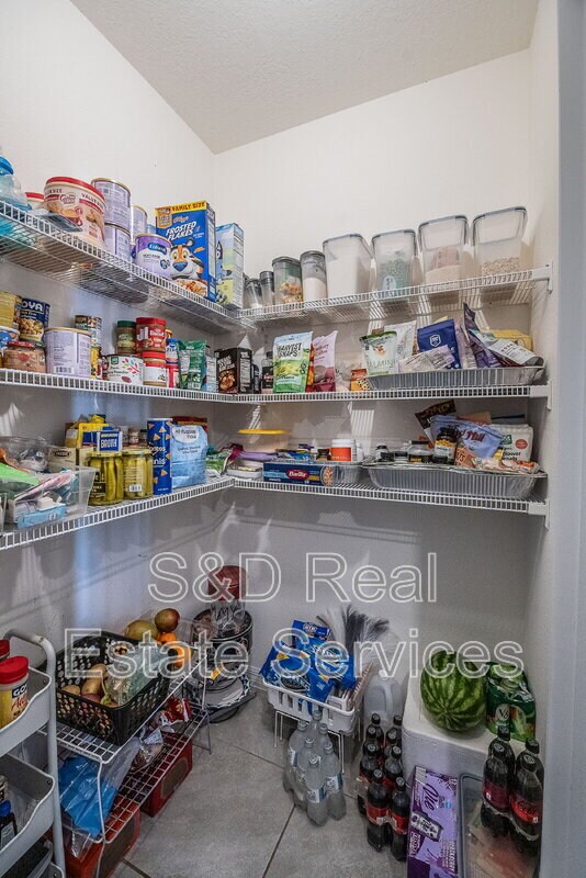 Building Photo - 3883 Resting Robin Ave