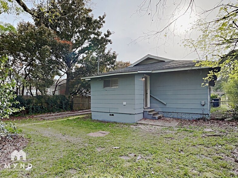 Building Photo - 4813 Court M