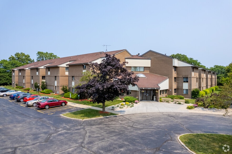 Grant Park Square Apartments 2825 S Chicago Ave South Milwaukee WI