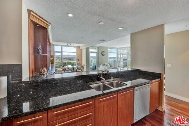 Building Photo - 3141 Michelson Dr