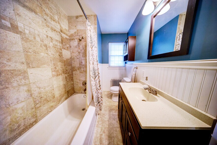 1st Floor Bath - 1604 Clearview Rd