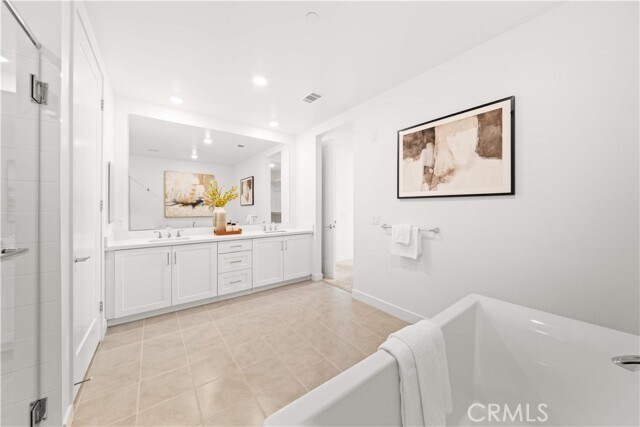 Building Photo - 2510 Rivington