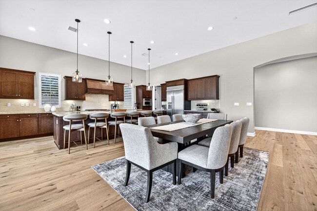 Building Photo - 55120 Autumn Valley Ct