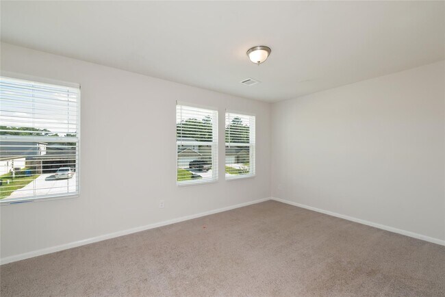 Building Photo - 15621 Briar Forest Dr