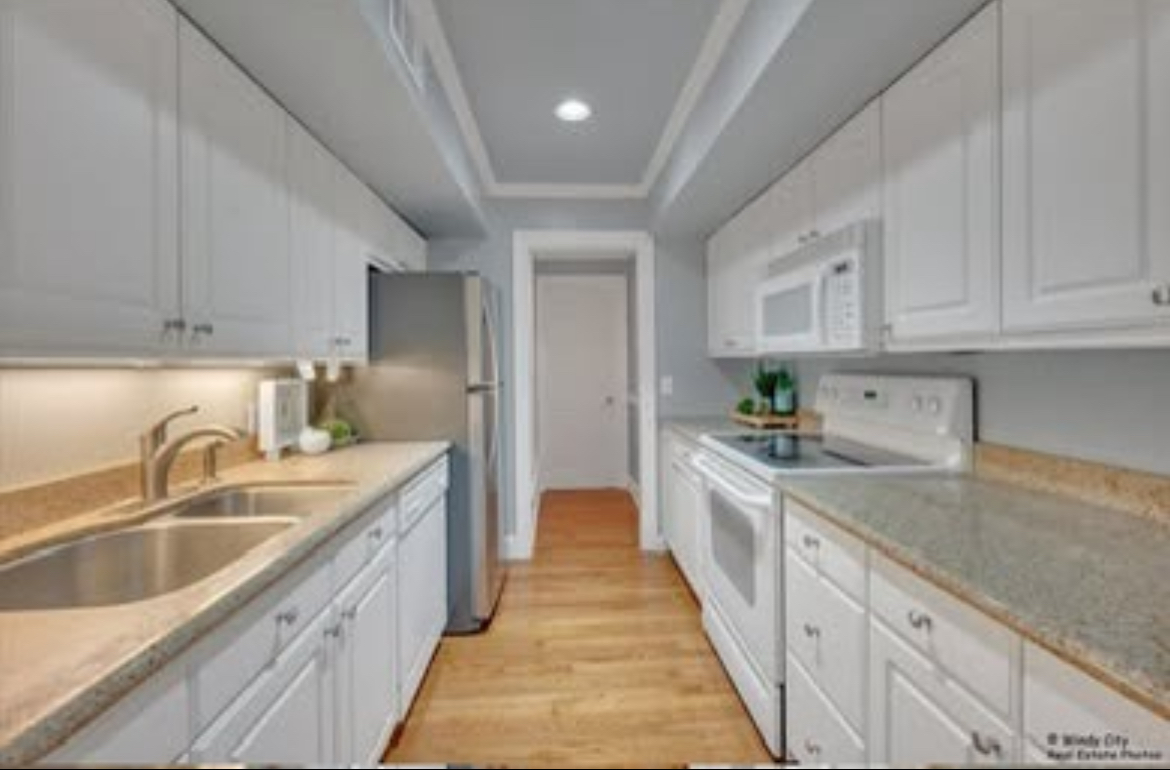 Building Photo - 510 Shorely Dr