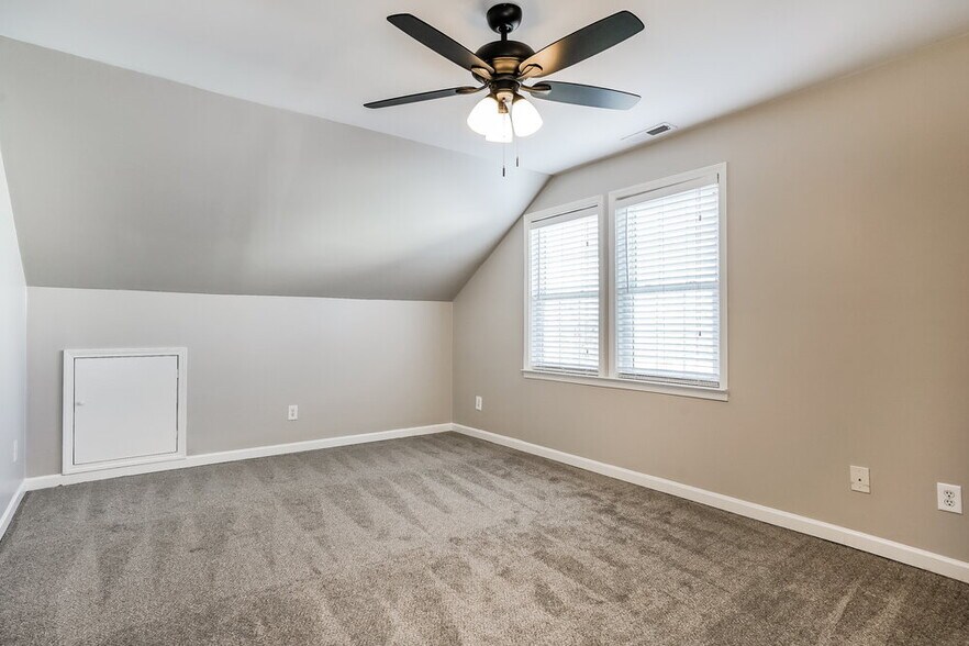Building Photo - 4000 Mackinac Island Ln