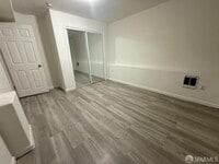 Building Photo - 346 Monticello St