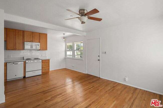 Primary Photo - 2231 Laverna Ave