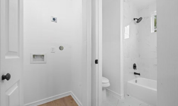 Washer and Dryer Connections - 3523 McIlhenny St