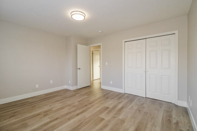 Building Photo - 4345 S 700 W