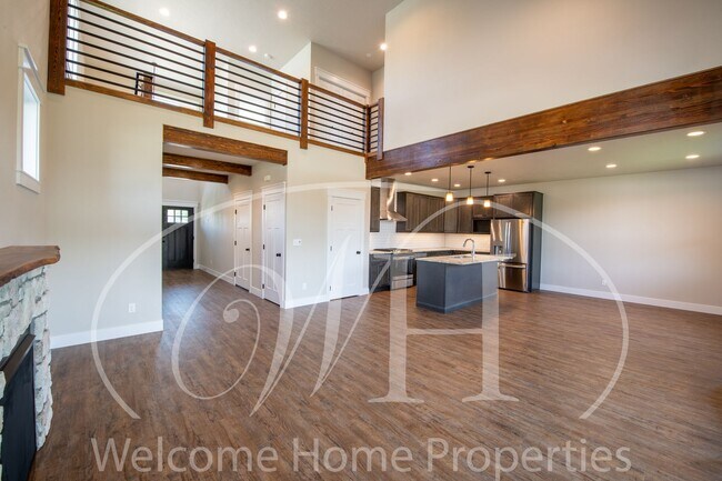 Building Photo - Garrison Duplex