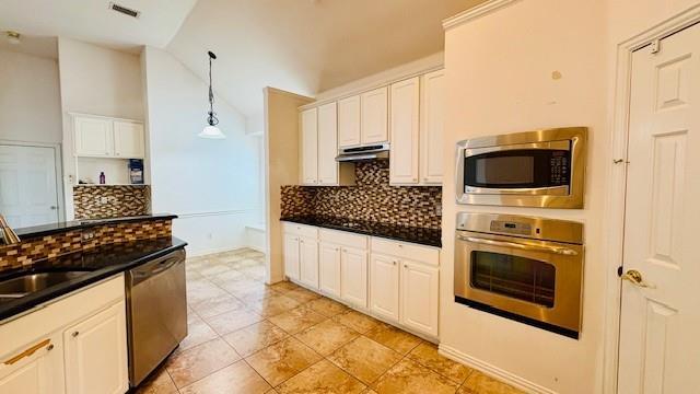 Building Photo - 17712 River Chase Dr