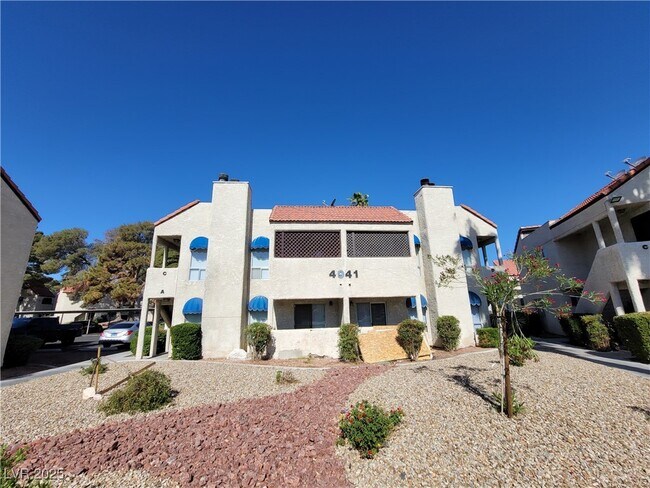 Building Photo - 4941 Newport Cove Dr