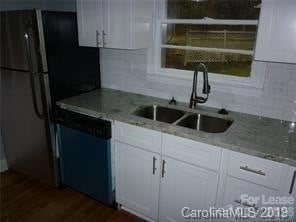 Building Photo - 7109 Rockcliff Ct