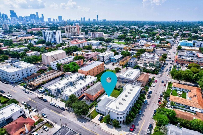 Building Photo - 1572 NW 2nd St