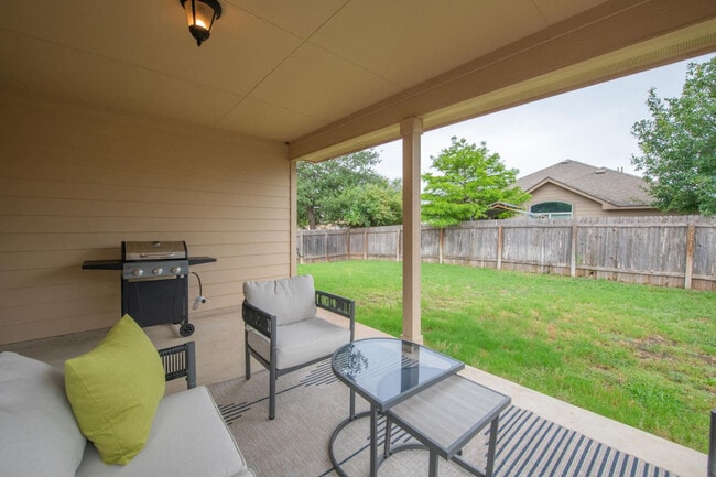 Building Photo - 12500 Ellen Ct