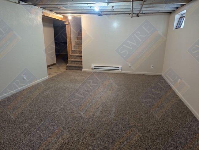 Building Photo - 2 Harding Ct