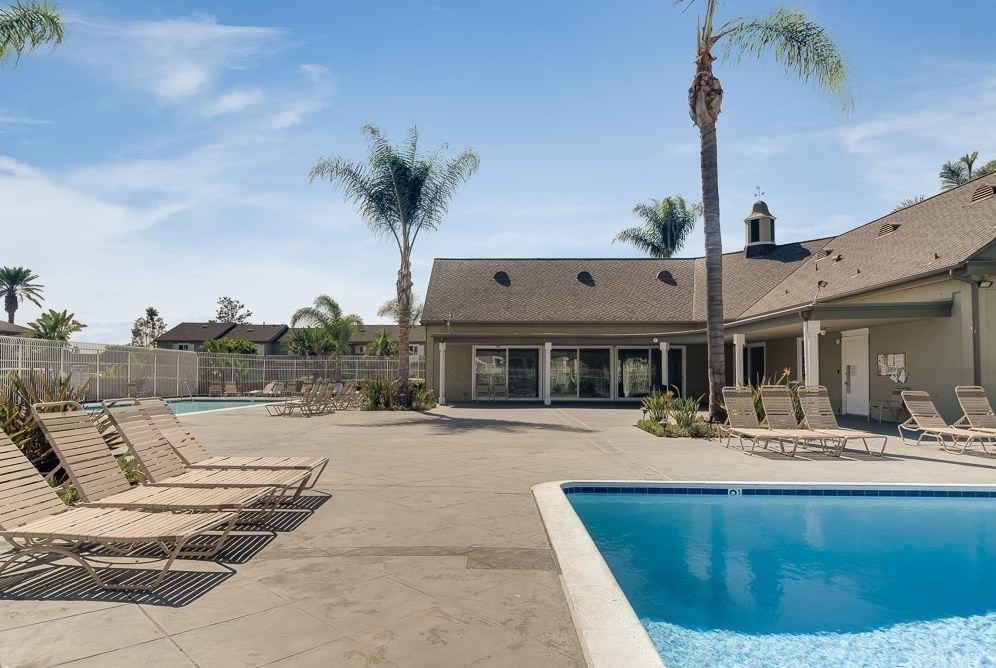 Clubhouse - Pool Deck - 187 Morristown Ln