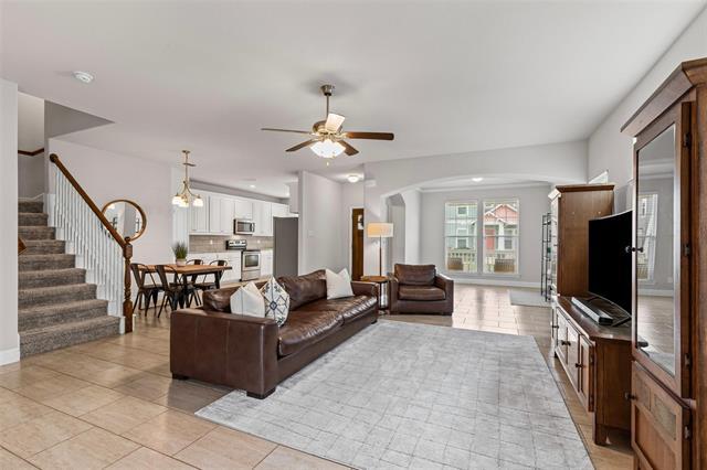 Building Photo - 3530 Peterborough Mews