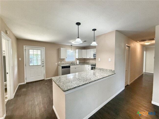 Building Photo - 1541 Cologne Dr
