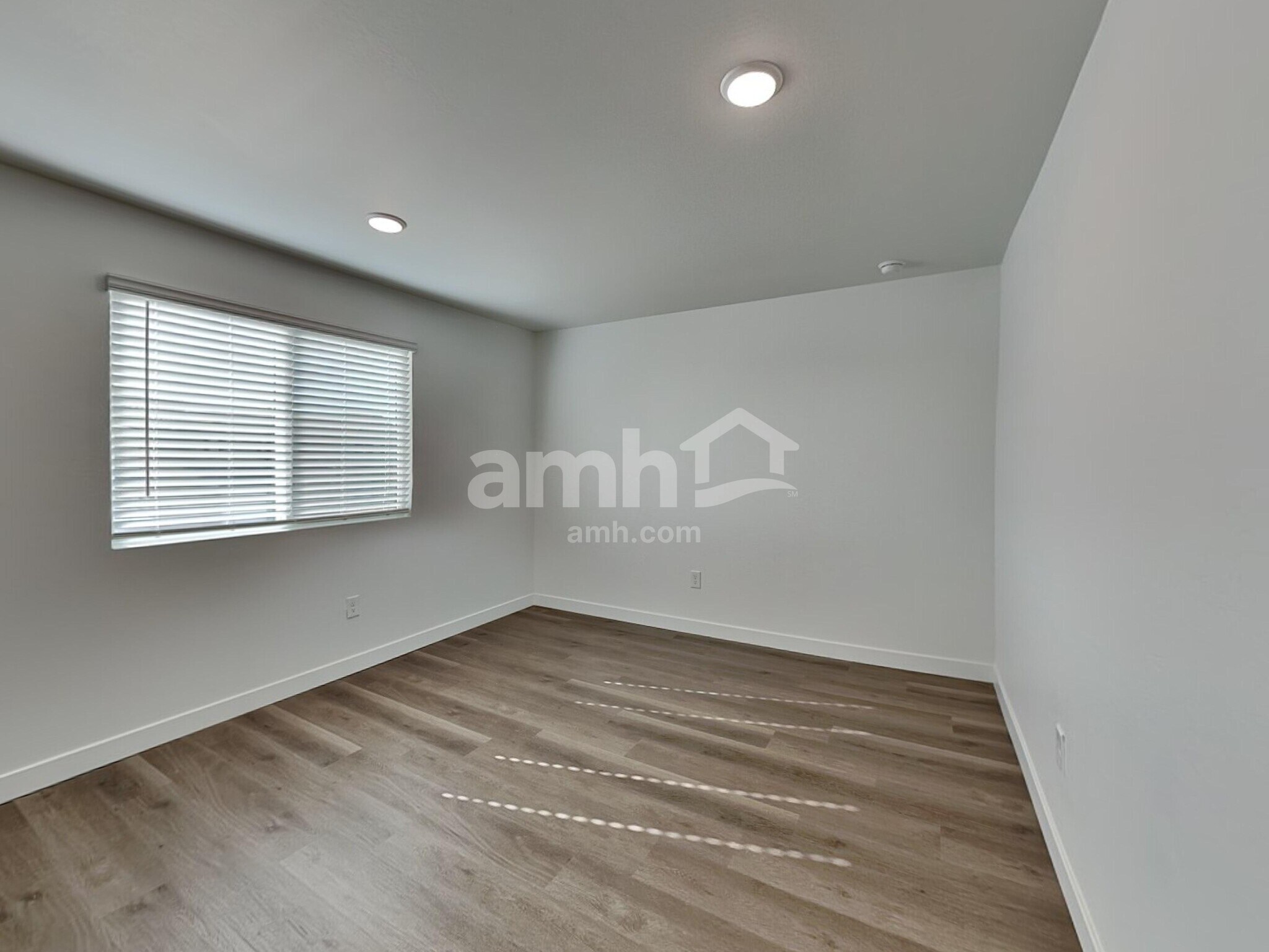 Building Photo - 12504 W Adair Dr