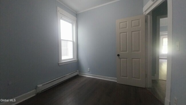 Building Photo - 335 3rd St