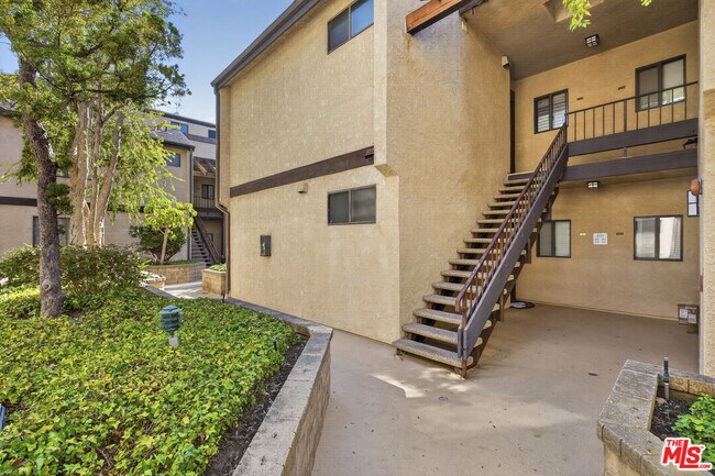 Building Photo - 8701 Falmouth Ave