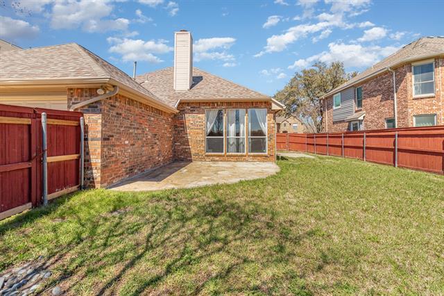 Building Photo - 3925 Oakmont Dr