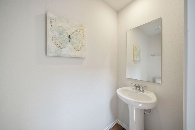 Building Photo - Great home with a great price!