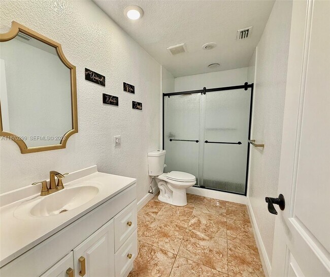 Building Photo - 17230 NW 60th Ct