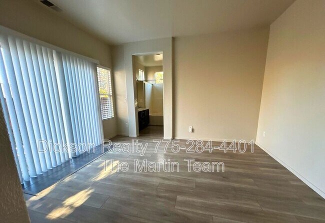 Building Photo - 5353 Desert Peach Dr