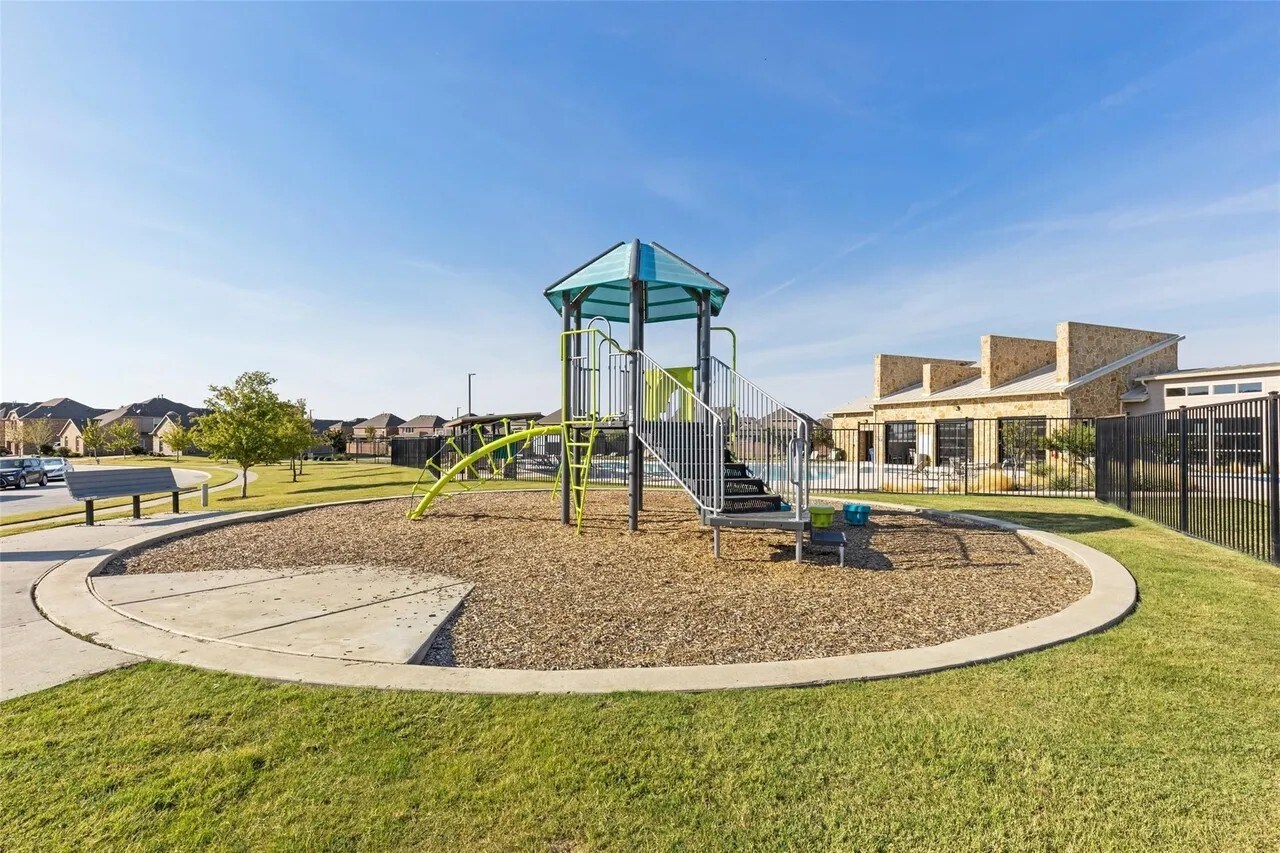 Play Area - 3600 Highland Bayou Dr