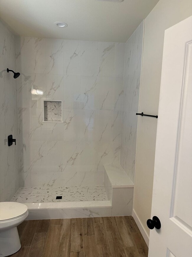 Building Photo - BRAND NEW PREMIUM APPLE VALLEY HOME