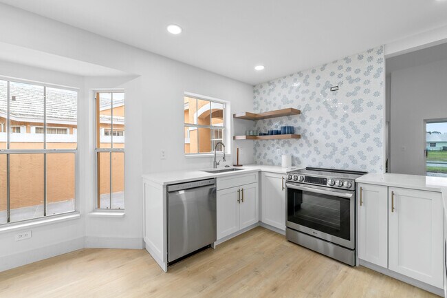 Building Photo - 2650 Neaton Ct