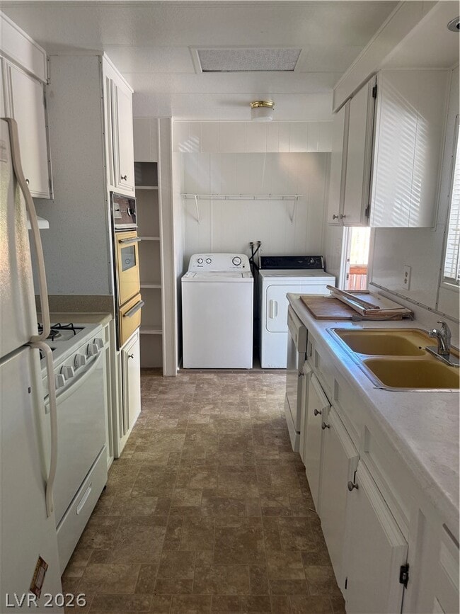 Building Photo - 1312 Monterey Dr