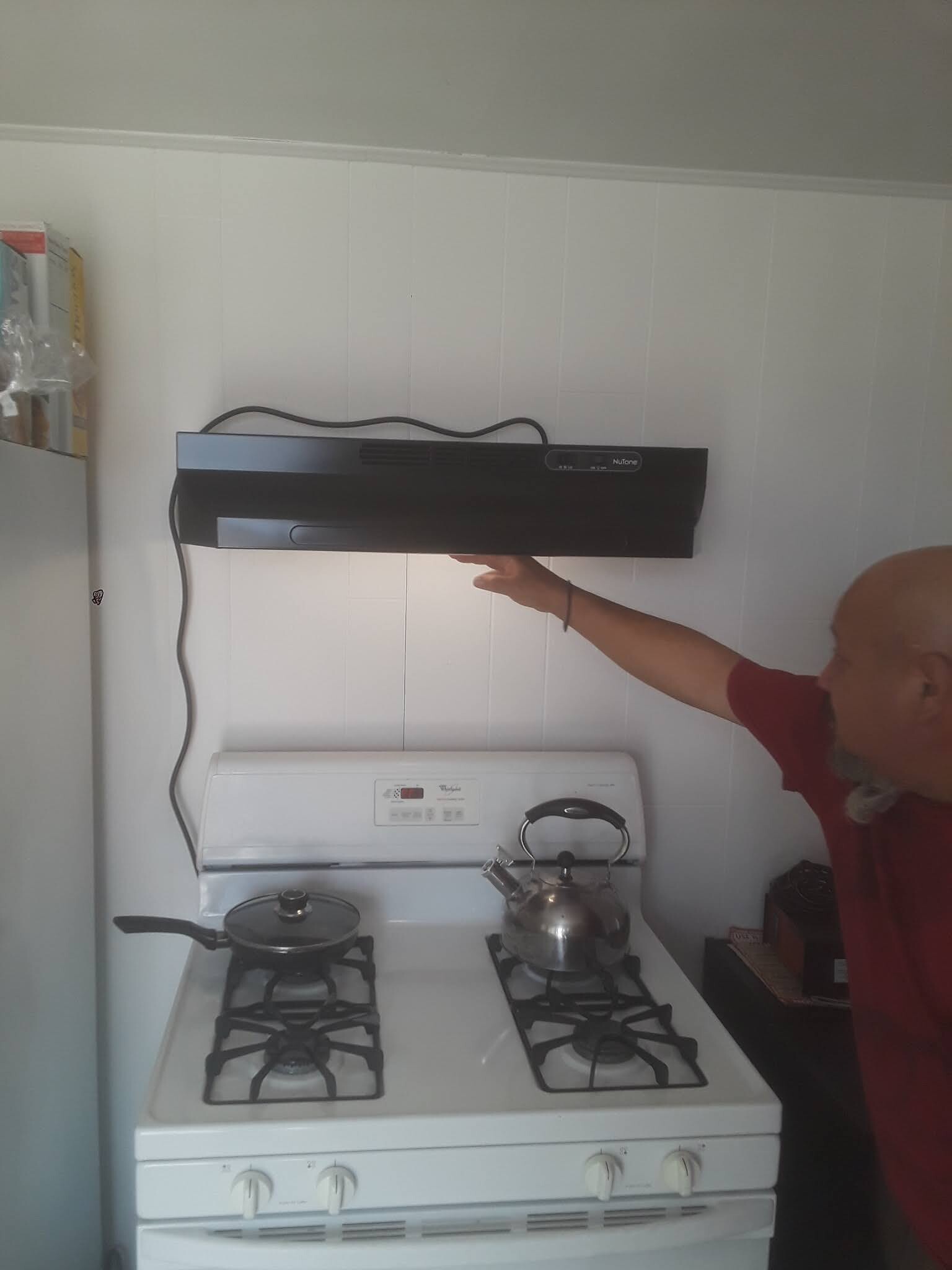 kitchen stove - 1503 E Avenue Q6