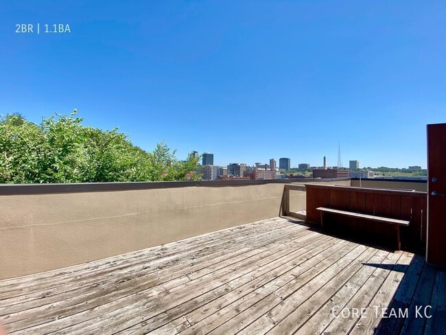 Building Photo - Stunning 2,000 sqft Loft For Rent in the C...