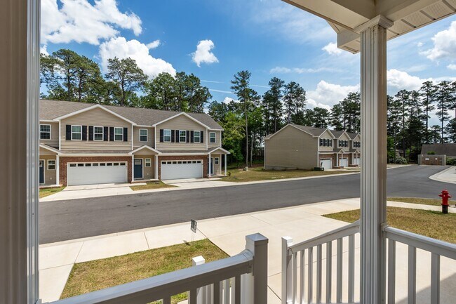 Building Photo - 860 Ducks Lndg