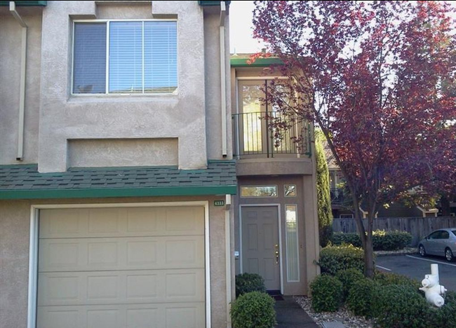 Building Photo - 4333 Hazel Ridge Ln