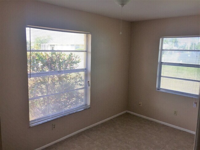 Building Photo - SE Cape Coral Single Family Home