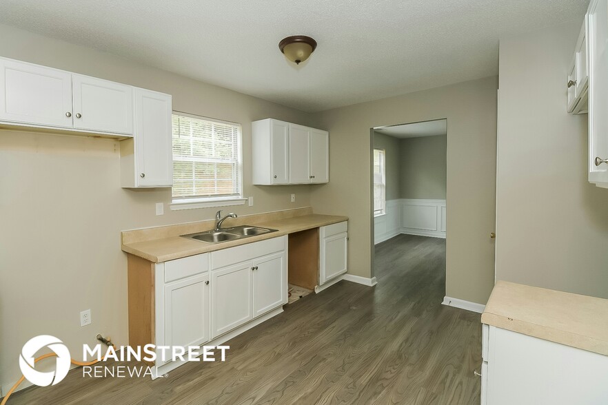 Building Photo - 2175 Boulder Forest Dr