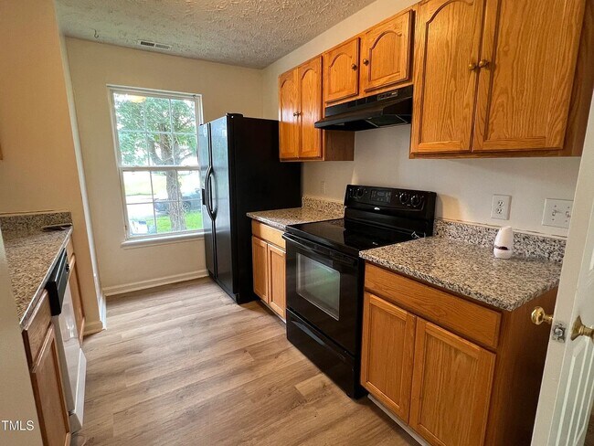 Building Photo - 5412 Suda Dr