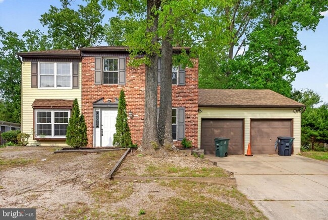 Building Photo - 1884 Forest Dr