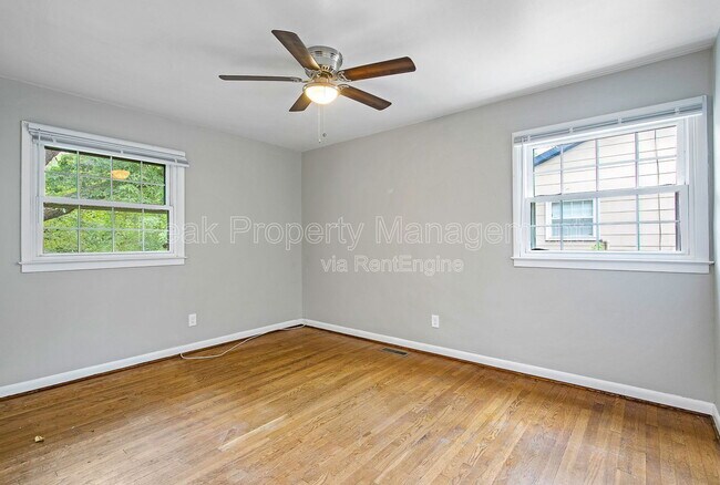 Building Photo - 200 N Grove Ave